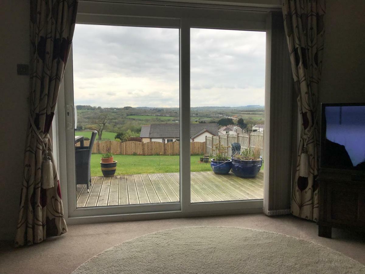 Valley View / Gwel Y Cwm Villa Ammanford Buitenkant foto